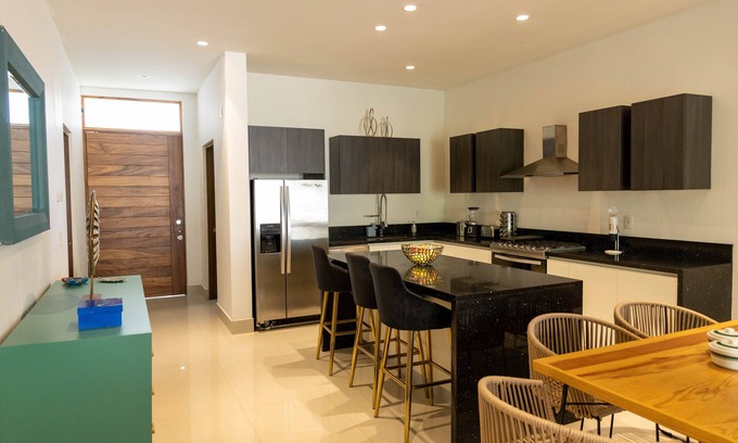 Colonia El Progreso Condominio | Luxury Condo in Gated Community with Resort Amenities minutes from the Marina