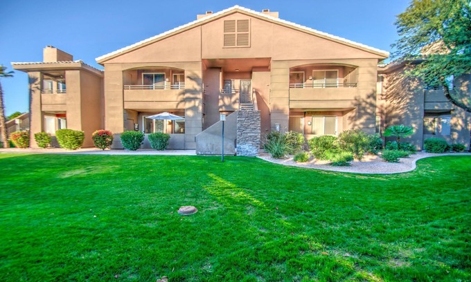 Paradise Valley Village Condominio | Luxury condo in North Scottsdale, Kierland