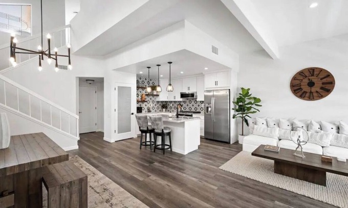 Palm Desert Condominio | Luxury Condo in the Exclusive Ironwood CC