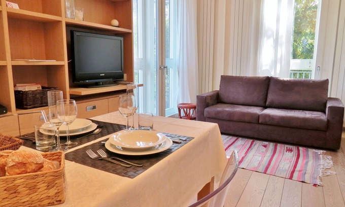 Tre Torri Apartamento | Luminoso y elegante apartamento en la zona de Fiera de Milán