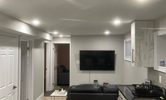 Rosemount Casa | Luxury & cozy 2 bedroom basement unit with own entrance