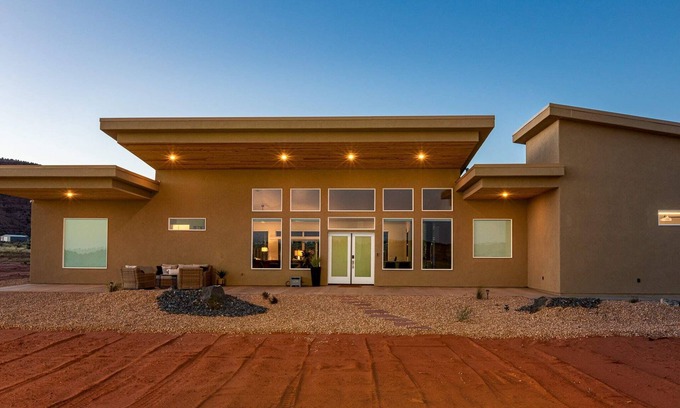 Kanab Casa | Luxury Desert Retreat l Casa del Sol by Stay