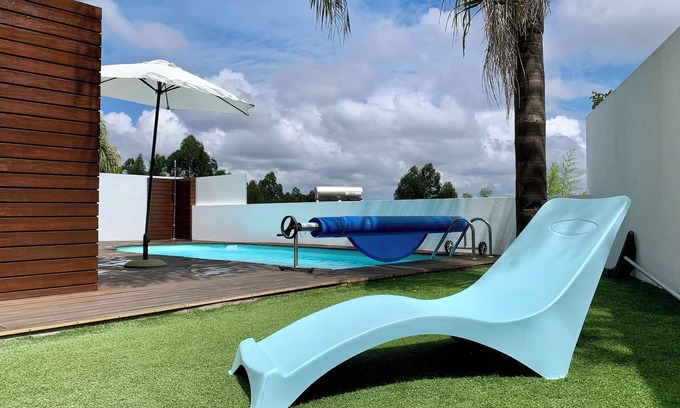 Mozelos Villa | Villa de diseño de lujo con piscina privada climatizada, cerca de Porto!