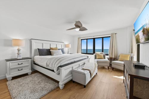 Ormond-by-the-Sea Casa | Luxury direct oceanfront corner with a large private balcony, heated pool and garage