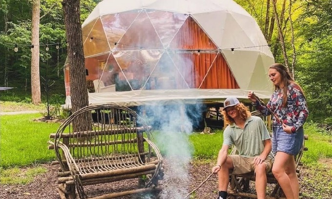 Madisonville Casa | Luxury Dome Mountain Retreat