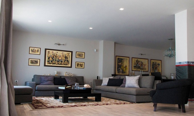 Dafni-Ymittos Casa | Casa de lujo con doble piso y terraza y barbacoa