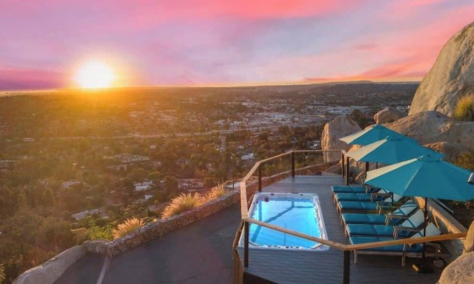 Mount Helix Villa | Stunning Brand New Top of Mtn 2BR Zen Retreat
