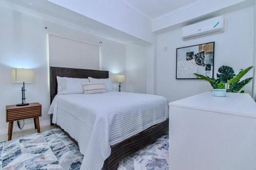 New Kingston Casa | Luxury DreamCondo Bromptons