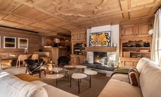 Zweisimmen Nr Gstaad Chalet De Esquí | Luxury Duplex Elegance in Wispile