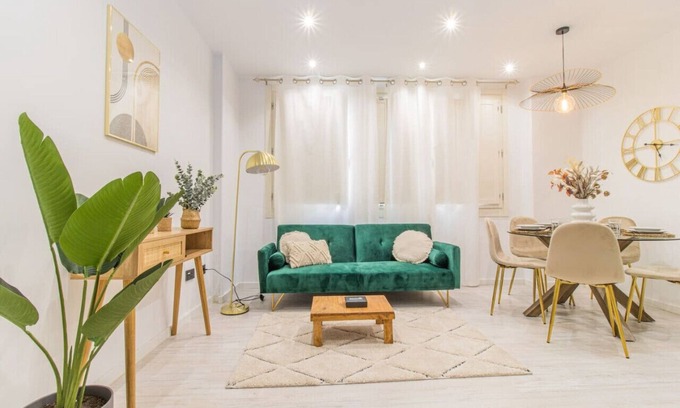 Zaragoza Old Town Apartamento | Luxury Duplex Plaza del Pilar