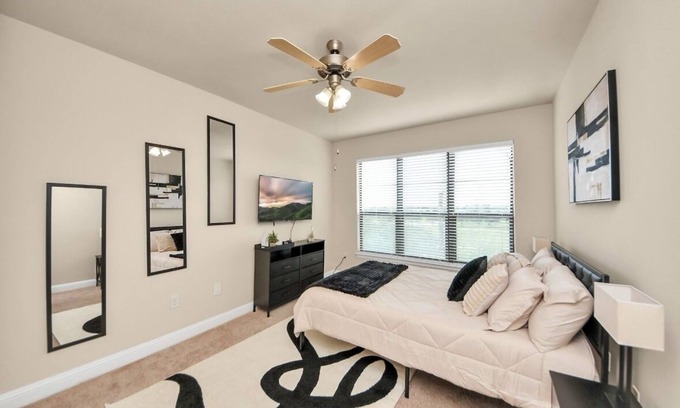 Houston Apartamento | Luxury Estate Home From Home