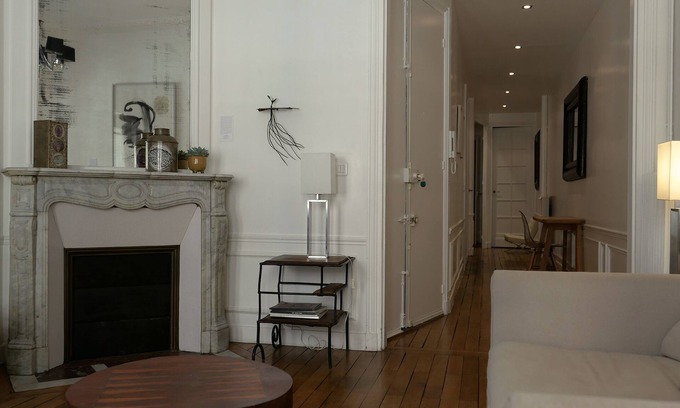 Ternes Apartamento | Luxury flat, smart & quiet district (17th) shopping area & pedestrian street