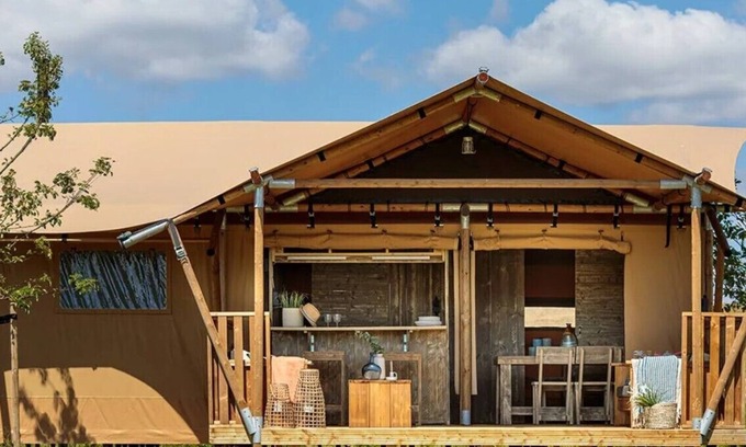 Turnhout Cama Y Desayuno | Luxury Glamping wellness on an organic farm