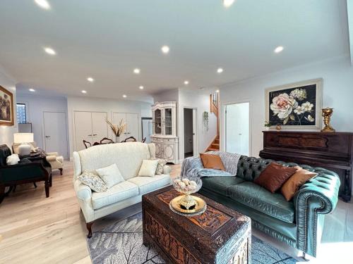 Glen Waverley Casa | Luxury Glen Waverley Townhouse 4br3ba Backyard