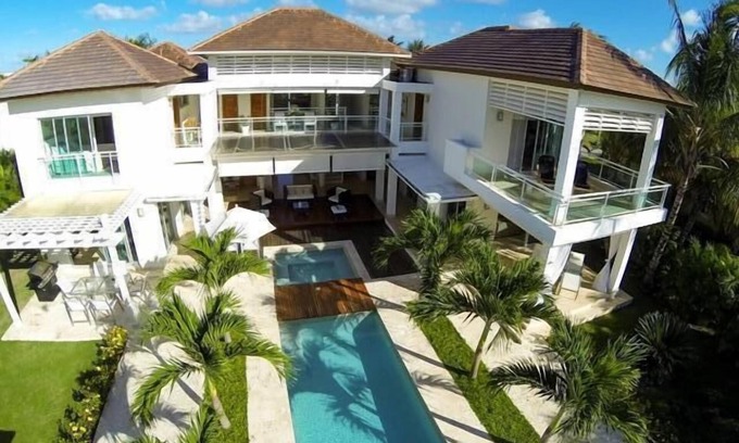 Bavaro Villa | Luxury Golf Villa IBIZA CANA COCOTAL - GOLF COUNTRY CLUB