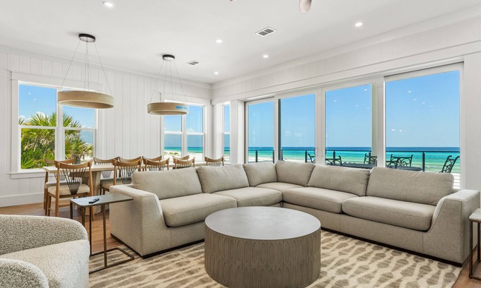 Gulf Trace Casa | Casa frente al golfo con playa privada!, "Sin rastro" construido sobre la arena!