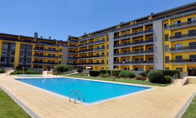 Cavacos Apartamento | Apartamento en planta baja de lujo, piscina, 190m de la playa.