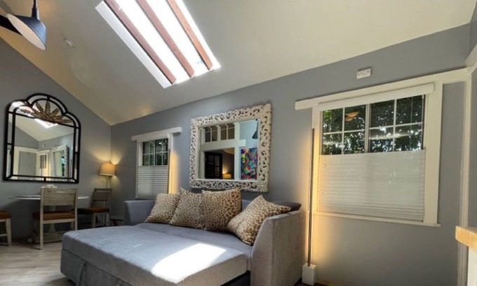 Lamanda Park Casa | Luxury Guest House Close to Huntington Gardens