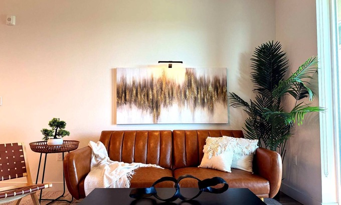 Santa Ana Apartamento | Spacious 2-BR APT 10min to Disneyland