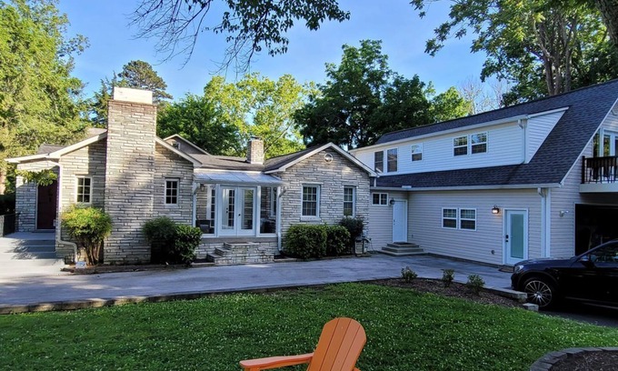 Knoxville Casa | Luxury Historic North Hills - 3 minutes from Downtown & UT