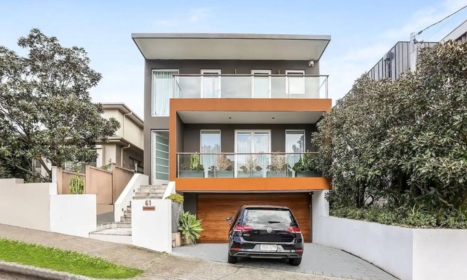 Rose Bay Casa | Luxury Home-Heated Pool-5 Bedrooms-4 Bathrooms