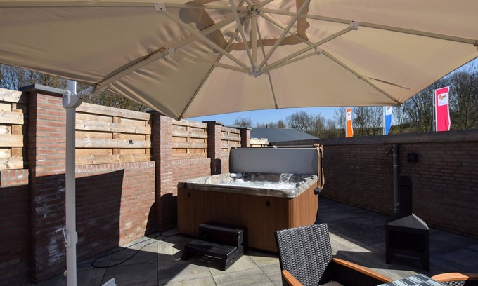 Strucht Casa | Casa de lujo en Limburg con jacuzzi