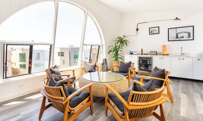 Hollywood Beach Casa | Luxury home just steps from the sand with ocean & channel island views!