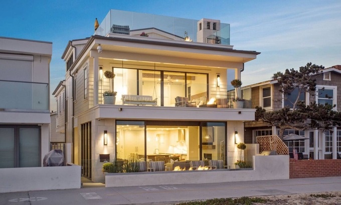 Balboa Peninsula Casa | Casa de lujo justo en el paseo marítimo / playa