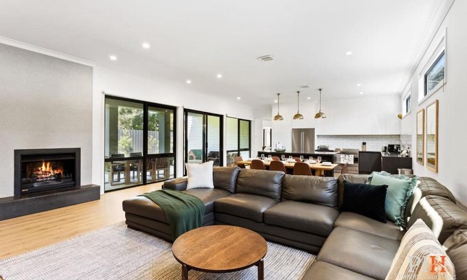 Silverleaves Casa | Luxury Home Sleeps 9 Guests
