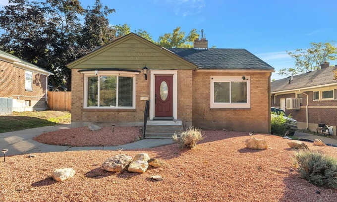 Ogden Casa | Luxury Home w/ Full Kitchen & Laundry