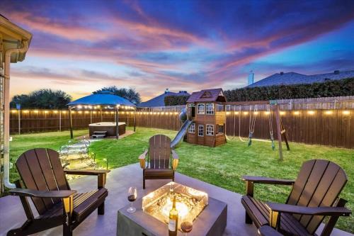 Flower Mound Casa | Luxury Home w Hot Tub near DFW Airport