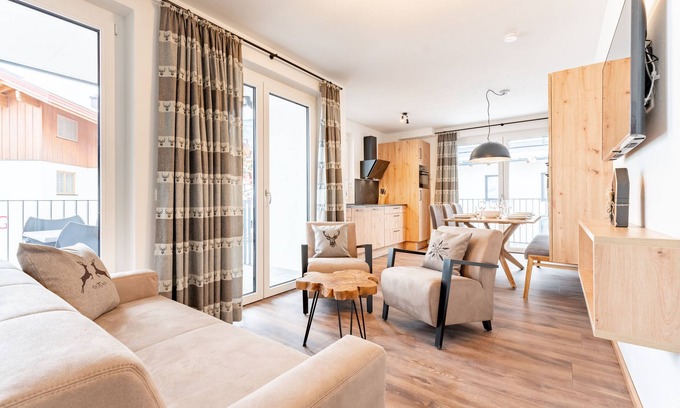 Kaprun Apartamento | Luxury home with 3 balconies in city centre