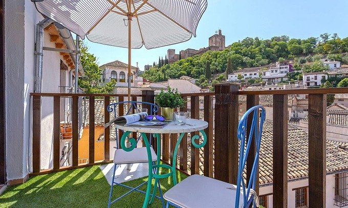 Albaicin Apartamento | Luxury house in Granada Center. Reyes II