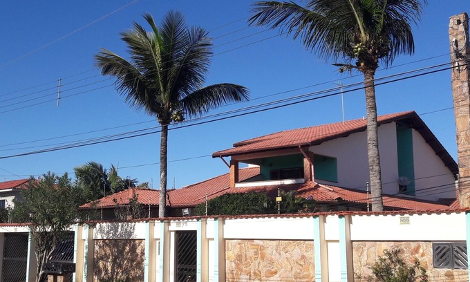 Peruibe Casa | Luxury house w / feet in the sand, for more than 21 people - 3 suites