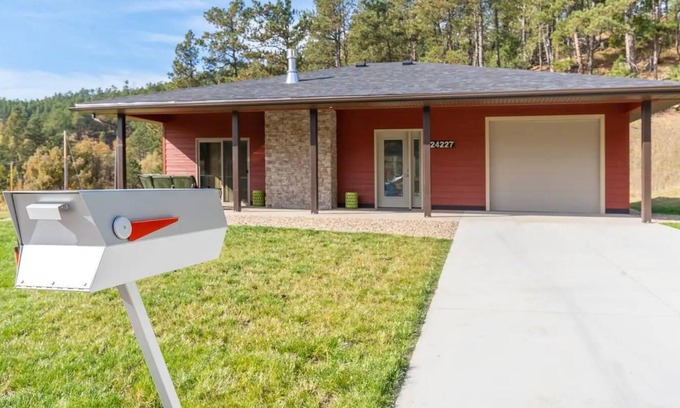 Keystone Casa | Luxury in the trees of Keystone with hot tub!