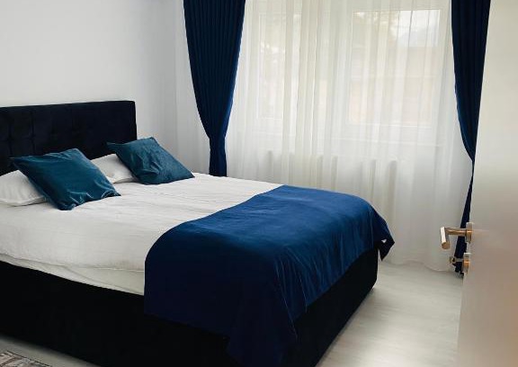 Campulung Moldovenesc Apartamento | Luxury king
