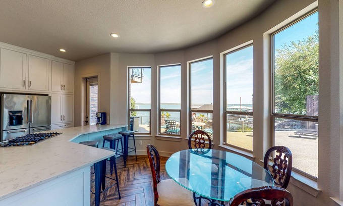 Lake Bridgeport Casa | Luxury Lake Home with Stunning Water Views, Private Hot Tub & Gourmet Kitchen