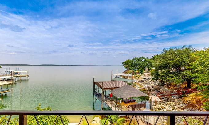 Lake Bridgeport Casa | Luxury lake home with stunning water views, gourmet kitchen, hot tub & office