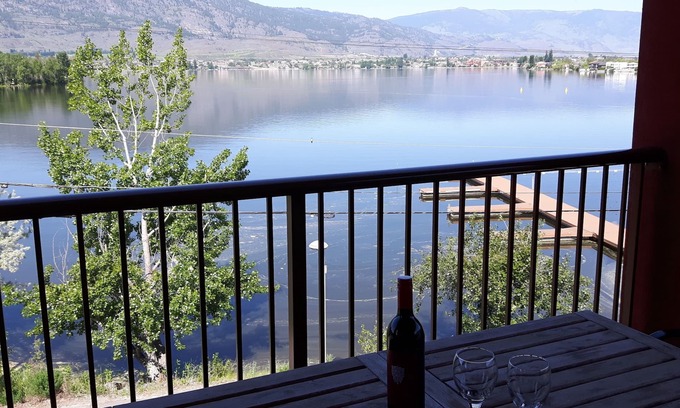 Okanagan-Similkameen Condominio | Penthouse de lujo frente al lago - Gran balcón / magníficas vistas- Reserve para el verano 2019