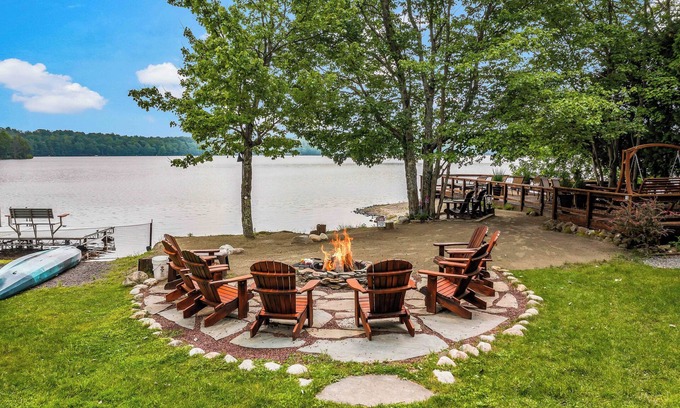 Gouldsboro Casa | Luxury Lakefront w/ Kayaks, Paddleboards, Put Put, Ping Pong
