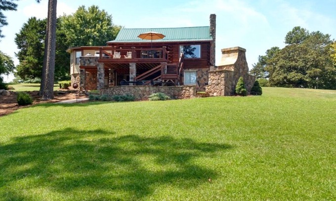 Littleton Casa | Luxury Lakeside Cabin - A Stone's Throw