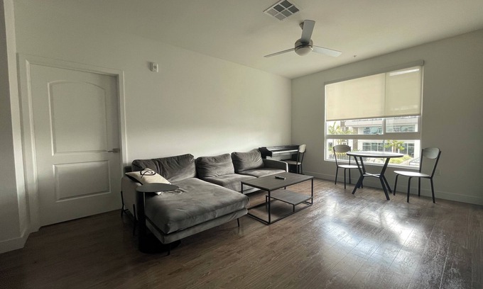 Lyon Street Apartamento | Luxury living 2 Bedroom central location