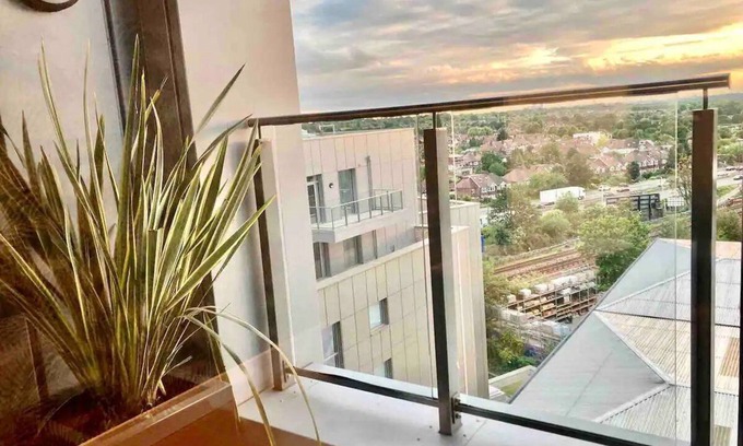 Hanger Hill Apartamento | Luxury London New Modern Apartment next to Tube⭐️