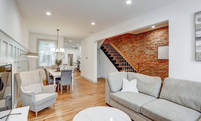 Lancaster Casa | Luxury Manor on Mulberry in the heart of Downtown Lanc