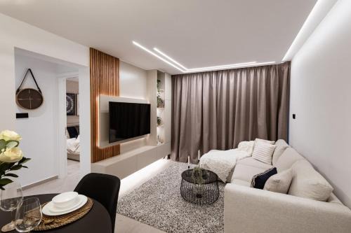 Limassol Apartamento | Luxury Marina Beach Stay