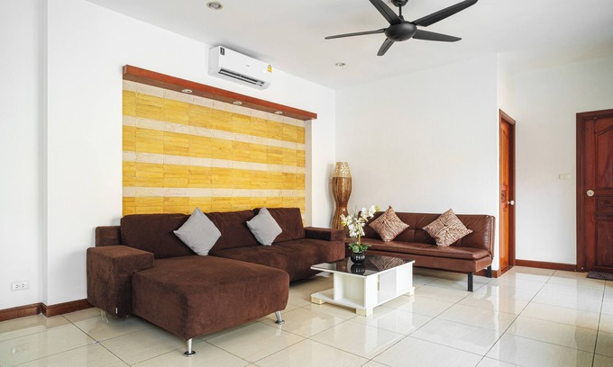 Central Pattaya Villa | Luxury Massarossa Pool Villa Pattaya-21