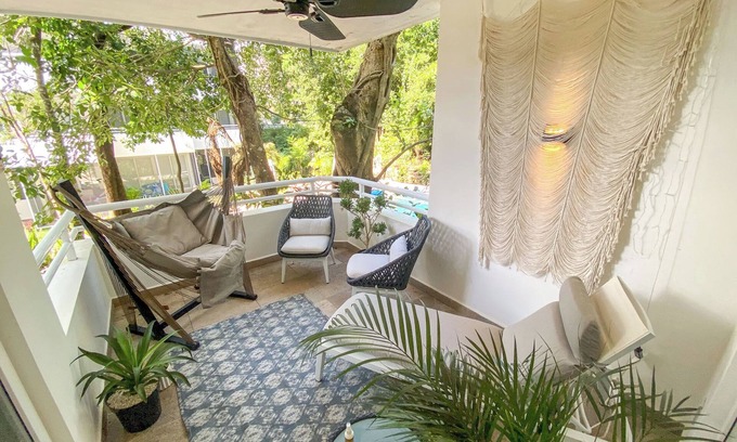 Akumal Condominio | Luxury Maya Riviera Akumal Jungle Retreat 2 BR - Pool - Balcony - Gated Resort