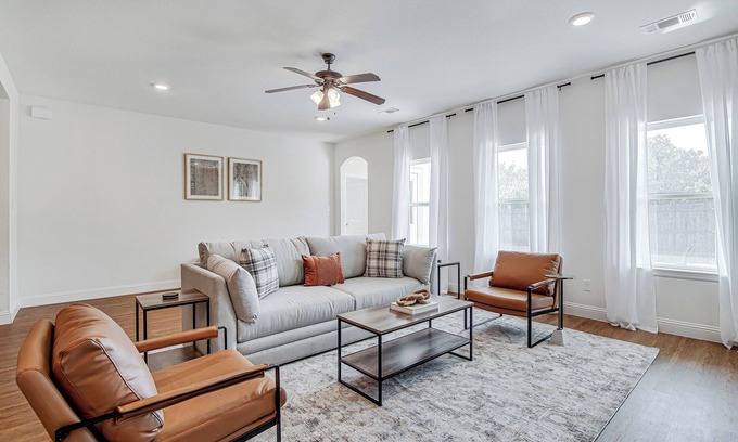 Fort Worth Casa | Luxury Meets Comfort: Your Dream Stay Awaits!