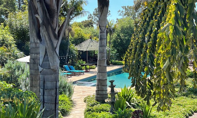 Hope Ranch Cabaña | Luxury Meets Tranquility in Hope Ranch – Serene 2BR/2BA Cottage