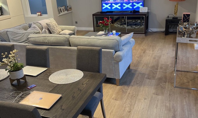 Shepherd's Bush Casa | Luxury Mews House in Great Location